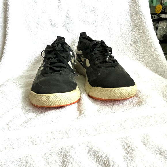 Vans customs ultra range - Picture 10 of 12